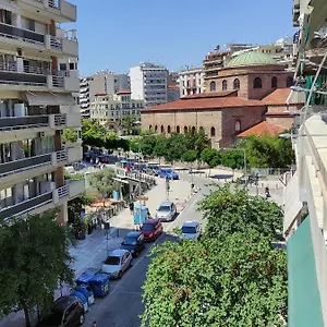cute-studio-with-balcony.hotels-of-thessaloniki.com/